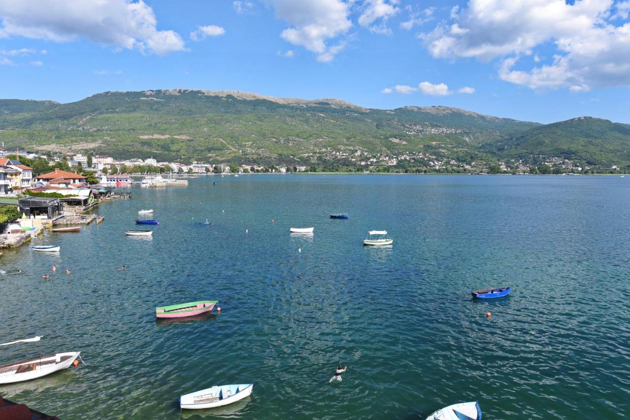 Villa Lucija Ohrid Bagian luar foto