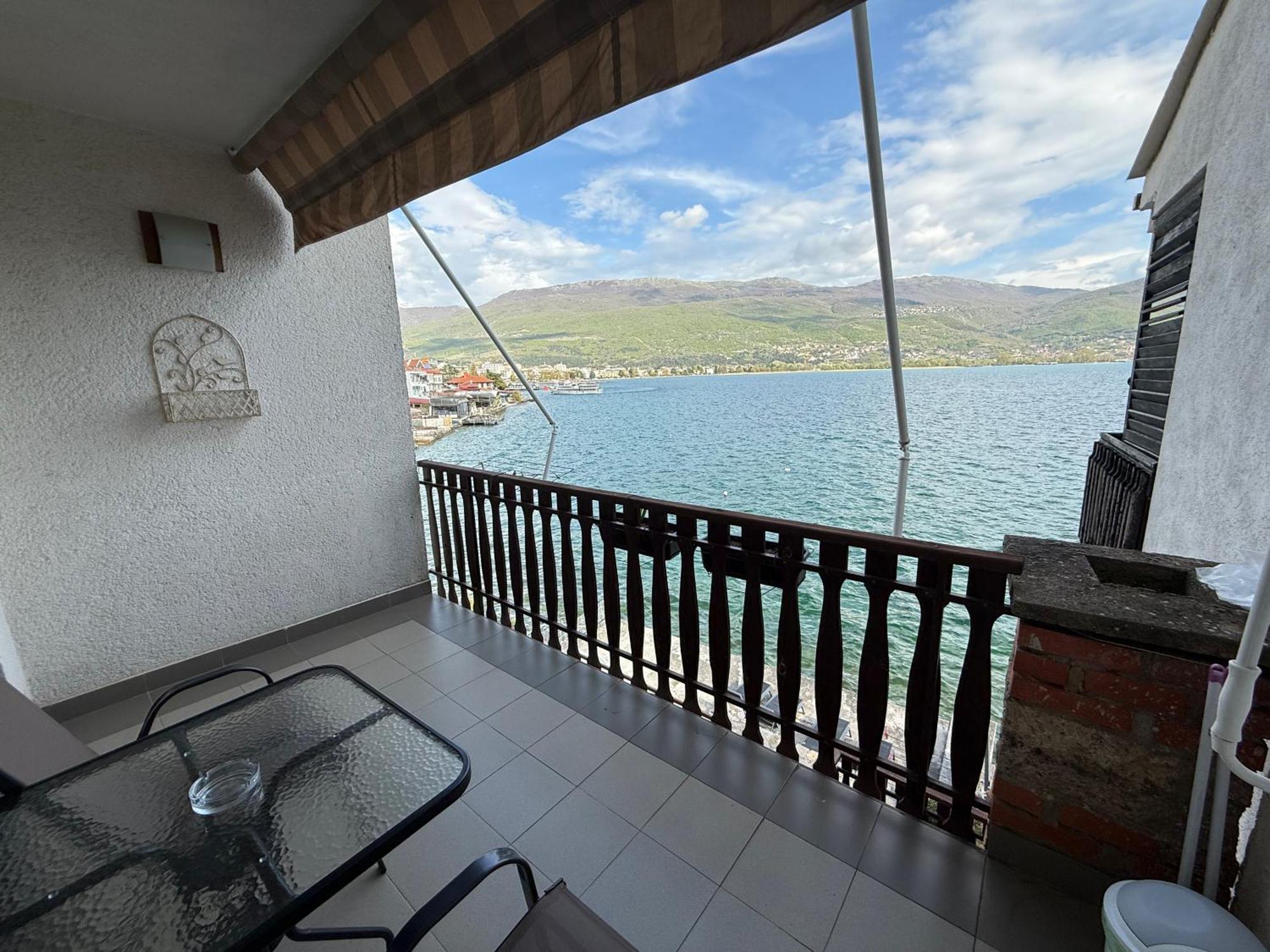 Villa Lucija Ohrid Bagian luar foto