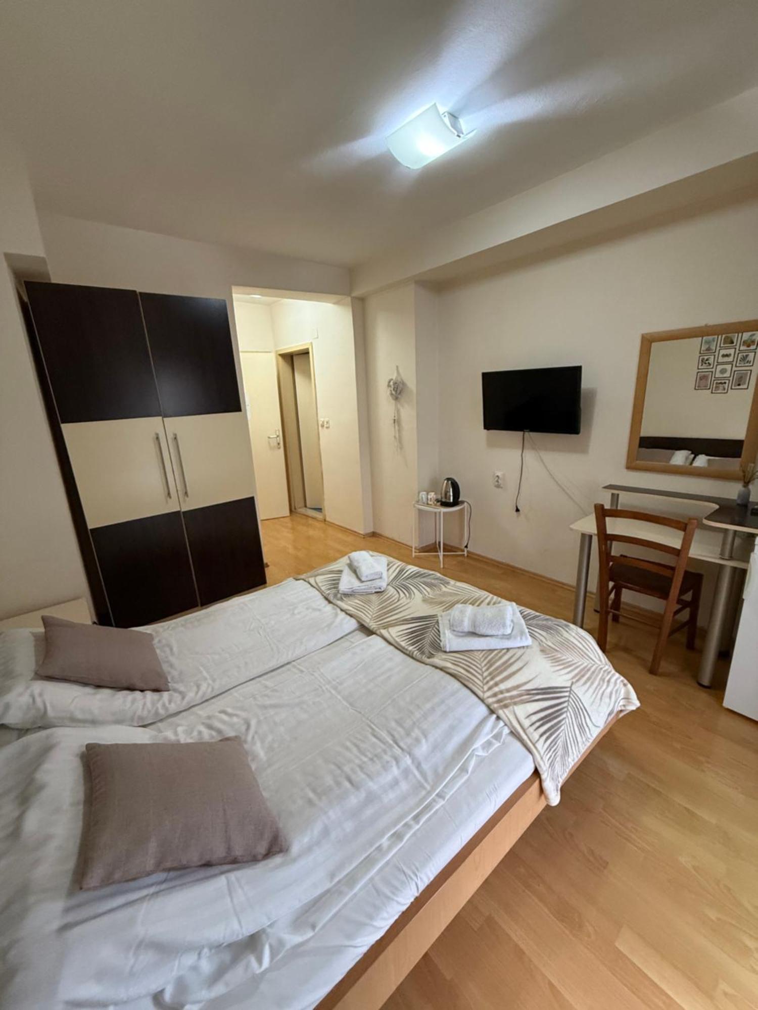 Villa Lucija Ohrid Bagian luar foto