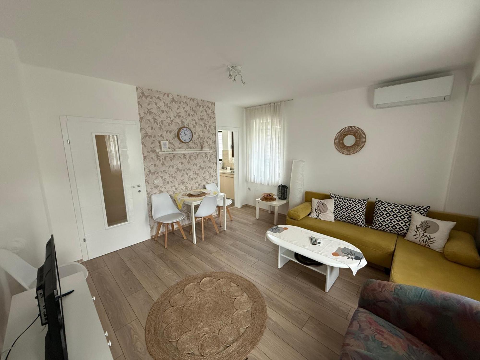 Villa Lucija Ohrid Bagian luar foto